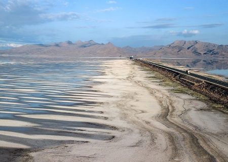 آیا دریاچه اورمیه به‌طور کامل خشک شده است؟
