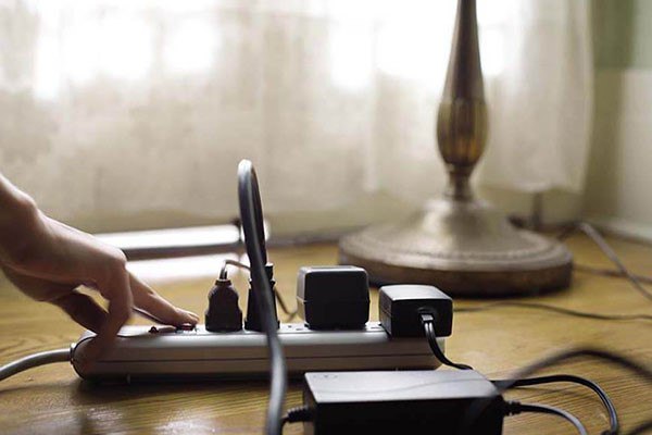 آموزش گام به گام دریافت خسارت ناشی از نوسانات برق/ چگونه از بیمه توانیر خسارت بگیریم؟