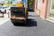آسفالت ریزی ۱۹۰ تنی معابر حوزه شهرداری منطقه ۲