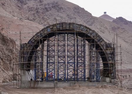 احداث پل روگذر استاندارد عبور حیات‌وحش در جاده جلفا _ مرند