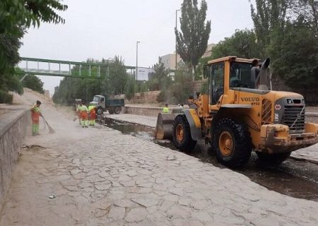 پاکسازی و ساماندهی “میدان‌چایی” آغاز شد