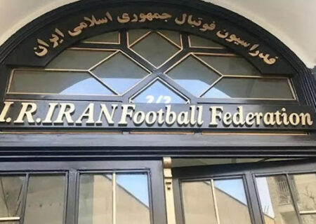 هرکسی جو ورزشگاه را ملتهب کند محروم می‌ شود/ روند بلیت‌ فروشی را باید اصلاح کنیم