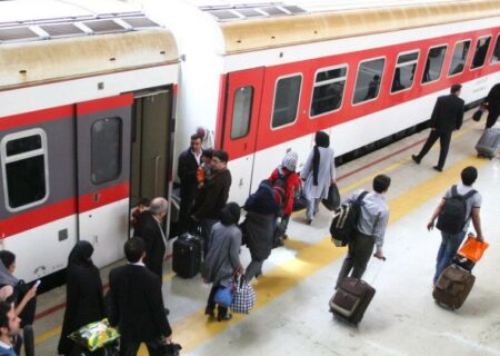 پیش‌فروش بلیت‌ قطارهای مسافری خردادماه آغاز شد