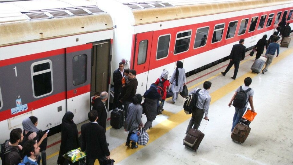 پیش‌فروش بلیت‌ قطارهای مسافری خردادماه آغاز شد