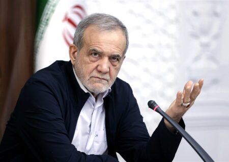 تمامی ادارات باید به پنل‌های خورشیدی مجهز شوند/در تابستان برق به ادارات داده نخواهد شد