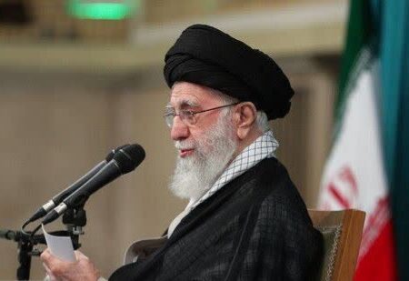 ملت ایران تسلیم‌شدنی نیست/ هرگونه ورود نظامی آنها بدون تردید با صدمه جبران‌ناپذیر همراه خواهد بود