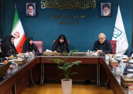 زنان دارای زمینه‌ مناسب‌تر برای نقش‌آفرینی اجتماعی هستند