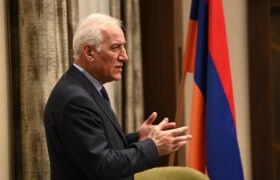 رئیس‌جمهور ارمنستان بر ضرورت گشایش کریدور زنگه‌زور تاکید کرد