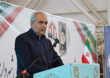 بهره‌مندی از ظرفیت منطقه آزاد ارس در تجهیز ناوگان حمل و نقل عمومی تبریز/ هفته فرهنگی، صدای رسای تبریز در پایتخت بود