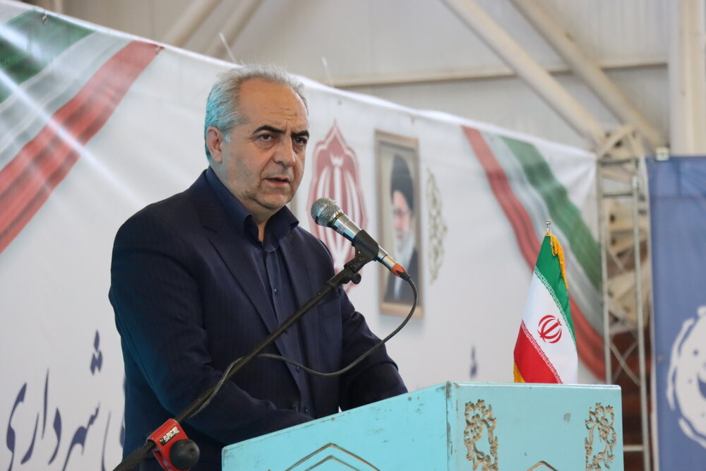 بهره‌مندی از ظرفیت منطقه آزاد ارس در تجهیز ناوگان حمل و نقل عمومی تبریز/ هفته فرهنگی، صدای رسای تبریز در پایتخت بود