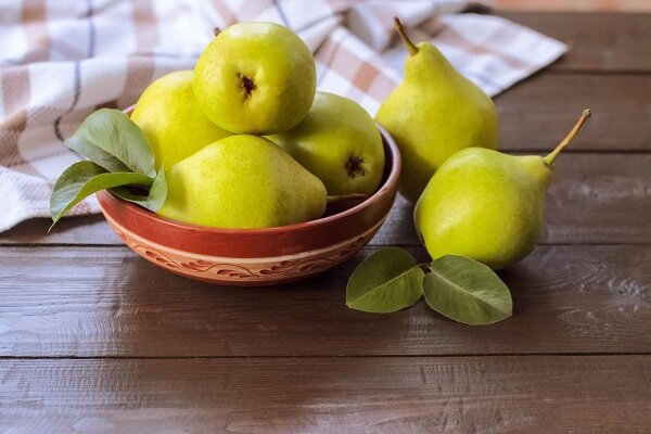 گلابی؛ میوه‌ای برای لاغری و پیشگیری از سرطان