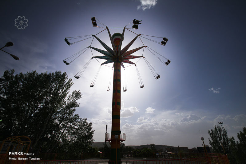 خرید ۱۲ دستگاه تجهیزات شهربازی به ارزش ۹۰۰ میلیارد ریال