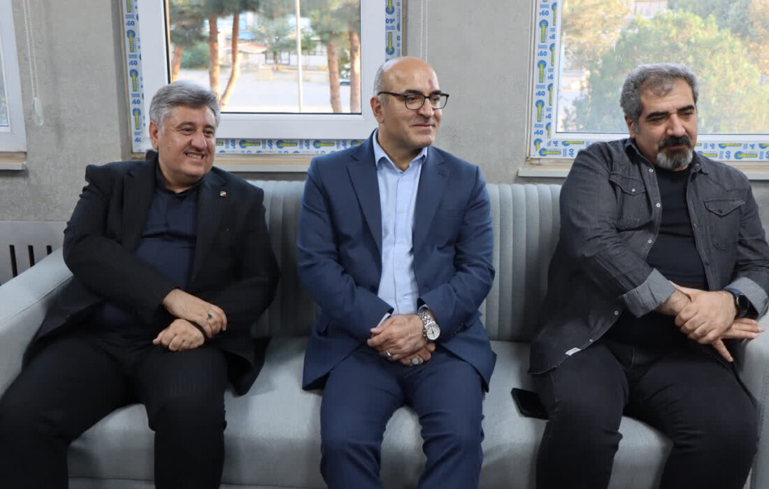 برگزاری جشنواره‌های هنری مبتنی بر قابلیت‌های بومی هر منطقه
