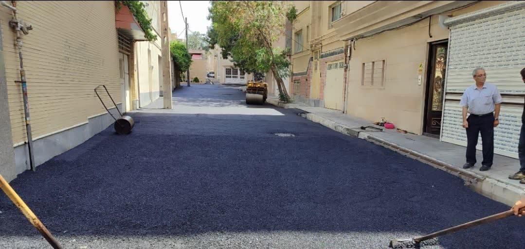 آسفالت ریزی کوی ماندانا توسط شهرداری منطقه ۲