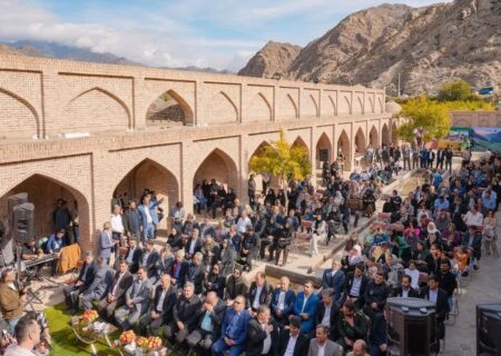 جشن شکرانه برداشت انار و انجیر در جلفا/ اقتصاد ۶/۶ هزار میلیارد ریالی کشاورزان شهرستان