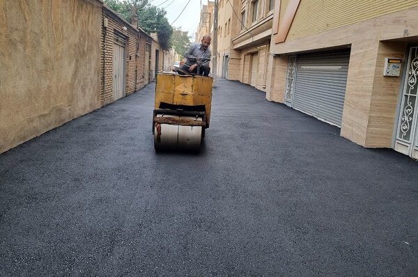 توزیع ۲۴ تن آسفالت طی هفته گذشته در محدوده مرکزی تبریز