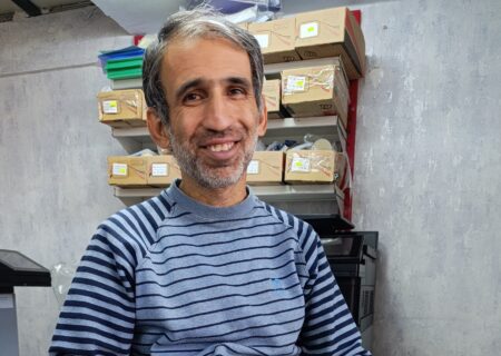 شعر من از یک جنین سقط‌شده آغاز شد/ نبود نقد ادبی در تبریز، بزرگ‌ترین درد ادبیات آذربایجان است
