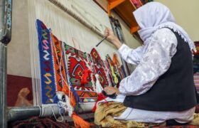 گلیم عنبران در آستانه ثبت جهانی