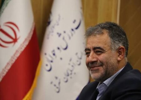 امتیاز فوتبال مس در استان می‌ماند