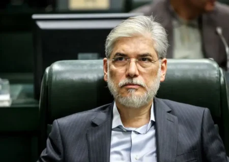 کمتر از یک میلیارد دلار بودجه برای این همه دانشگاه و هیات علمی داریم