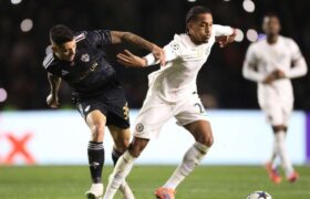 نمایش شجاعانه قره‌باغ مقابل غول انگلیسی