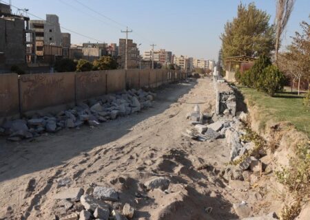 تداوم اجرای عملیات خاکبرداری پروژه تعریض بلوار ملاصدرا