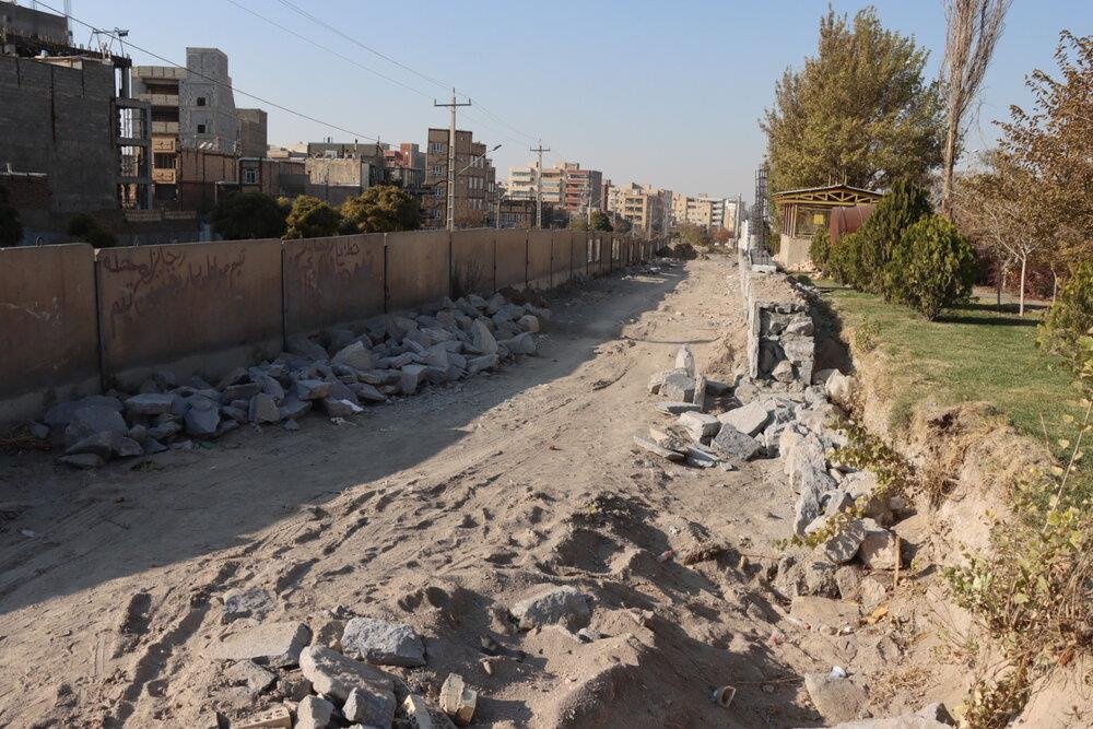 تداوم اجرای عملیات خاکبرداری پروژه تعریض بلوار ملاصدرا