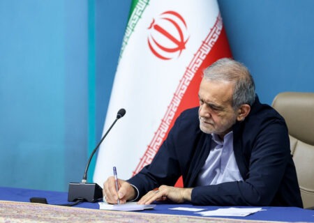 رئیس‌جمهور قانون حمایت از ایرانیان خارج از کشور را ابلاغ کرد