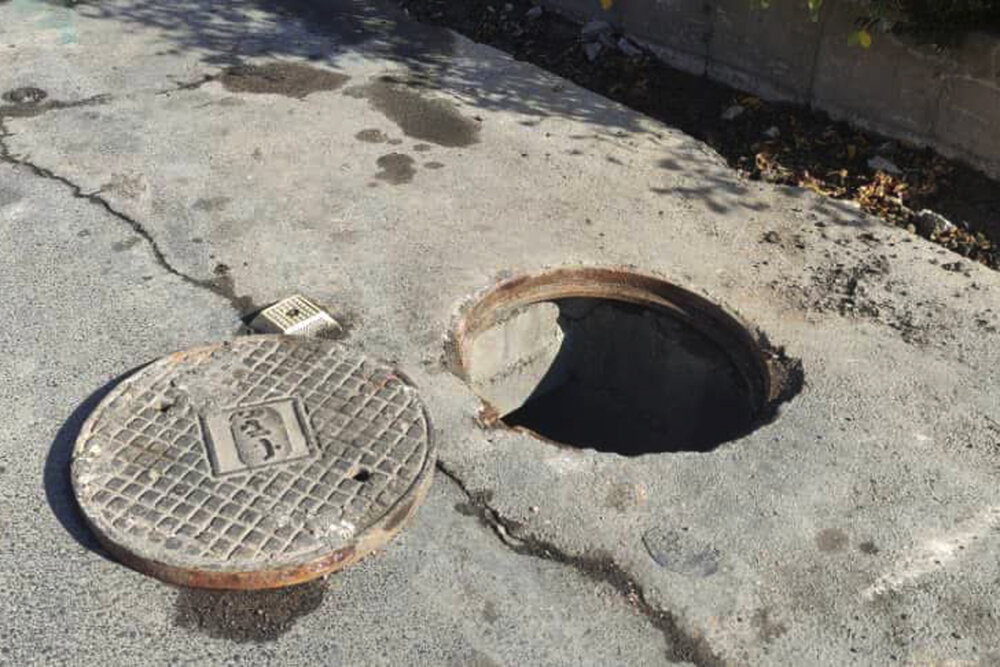 حفاری ۴۰ حلقه چاه جذبی در محلات منطقه ۳ شهرداری تبریز