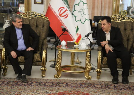 بررسی خواهرخواندگی تبریز و آستانه در راستای توسعه روابط ایران و قزاقستان