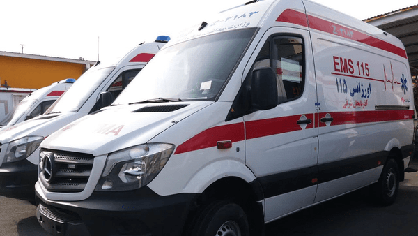 تصادف مینیبوس و پژو ۴۰۵ در جاده سنتو تبریز؛ ۶ نفر مصدوم شدند