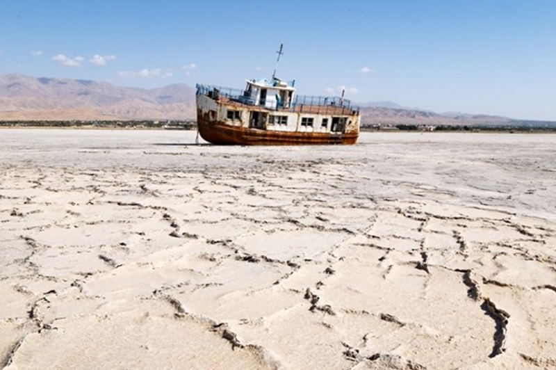 با ناآگاهی خود باعث خشکی دریاچه اورمیه شدهایم