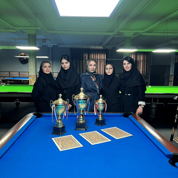 نخستین رقابت پاکت‌بیلیارد بانوان تبریز برگزار شد