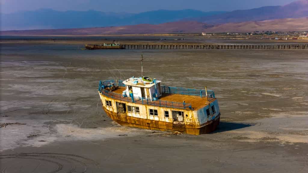 آیا دریاچه اورمیه قبلا هم خشک شده بود؟