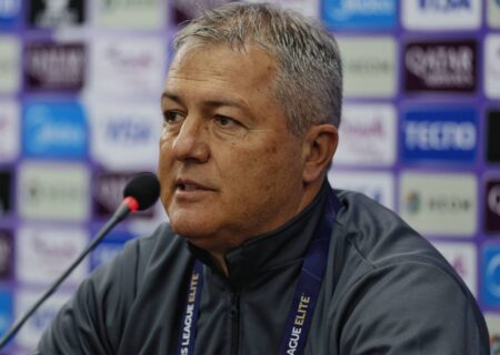 تراکتور آماده نمایش باکیفیت مقابل نسف است