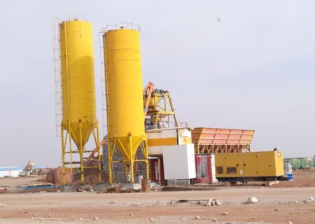 فاز اول نیروگاه خورشیدی۱۰۰مگاواتی هریس سال آینده فعال می‌شود