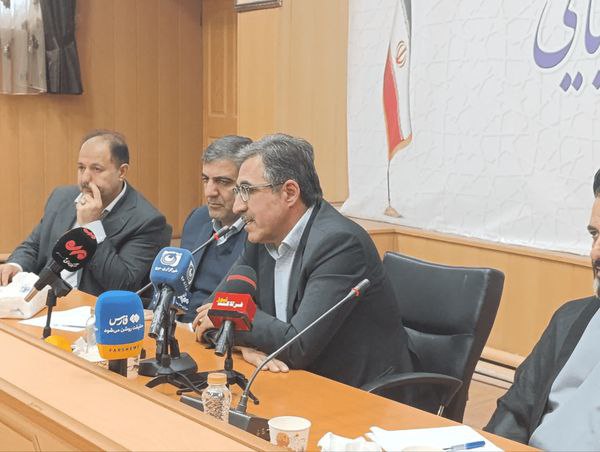 باید در این شرایط سخت از تولیدکنندگان حمایت کنیم