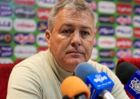 چادرملو از ابتدای بازی وقت تلف می‌کرد/ جو استادیوم عالی بود