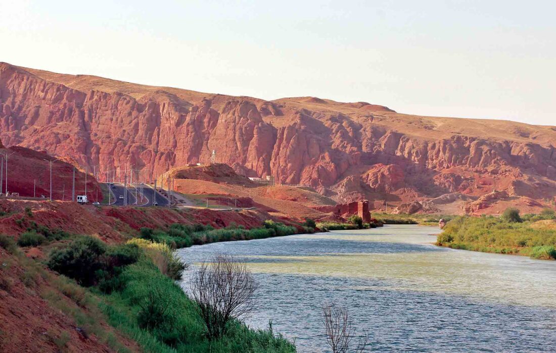 اجرای ۶۴ کیلومتر سازه‌ ساماندهی رودخانه ارس؛ آزادسازی و ایمن‌سازی ۶۵۰۰ هکتار از اراضی کشور
