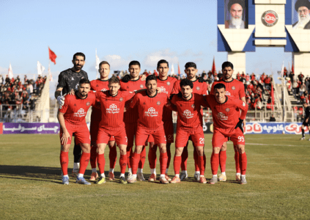 کامبک تراکتور مقابل پیکان