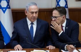 تلفن همراه رئیس دفتر نتانیاهو هک شد