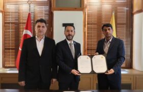 خوی و قونیه خواهرخوانده شدند