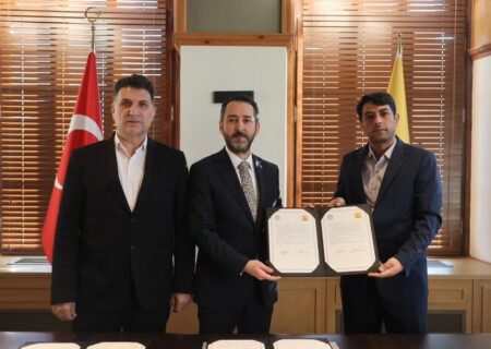 خوی و قونیه خواهرخوانده شدند