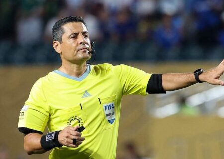 عنوان بهترین داور جهان اعلام شد