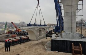 اولین قطعه صفر سگمنتال تقاطع غیر همسطح سه‌راهی اهر نصب شد