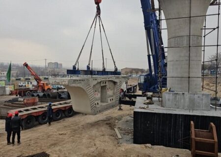 اولین قطعه صفر سگمنتال تقاطع غیر همسطح سه‌راهی اهر نصب شد