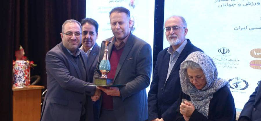 اداره کل بیمه سلامت آذربایجان‌شرقی تجلیل شد