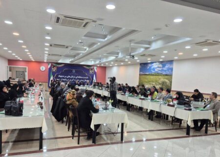 آغاز نشست تشکل‌های محیط‌زیستی حوضه دریاچه اورمیه در اورمیه