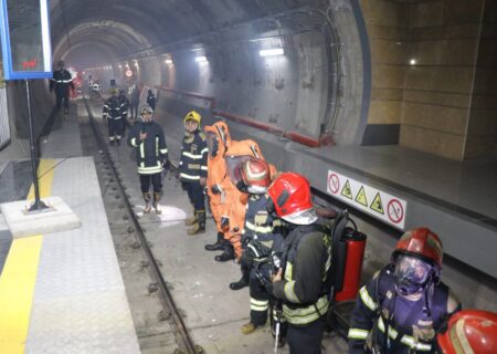 برگزاری نخستین مانور بزرگ امداد و نجات در متروی تبریز