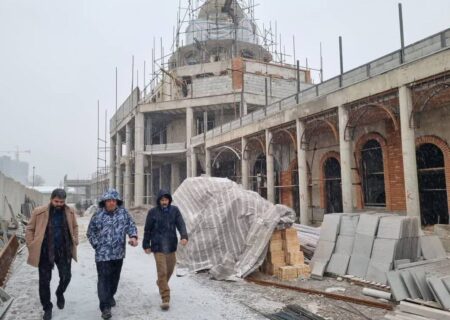 شروع اجرای نمای بیرونی عمارت کلاه‌فرنگی